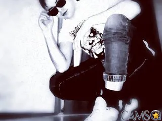 Alex666-27’s (BongaCams) Photo