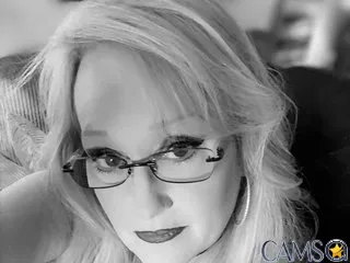 Ava6j74’s (BongaCams) Photo