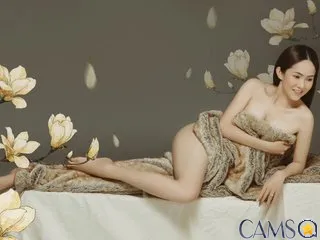 Loripham’s BongaCams Profile Image