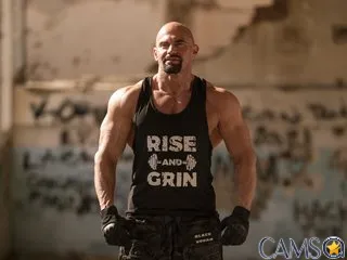 Picture of Spartacusdom from BongaCams