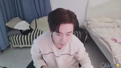 337788’s (Cam4) Photo