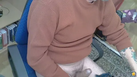 Alpsfun’s (Cam4) Photo