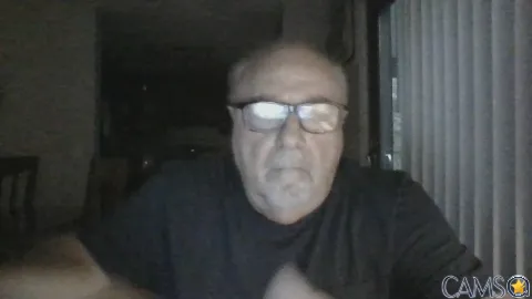 Jay1949’s (Cam4) Photo