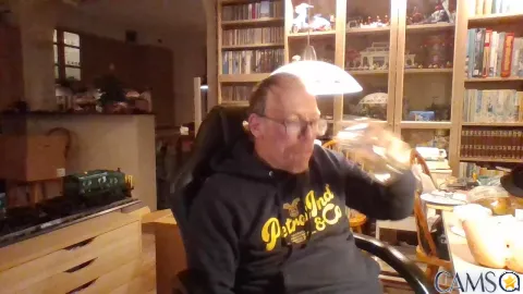 jwo100’s (Cam4) Photo