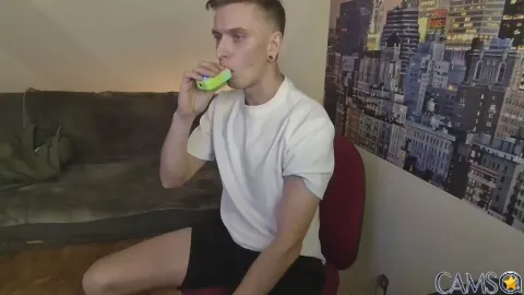 kinkyalecx’s (Cam4) Photo