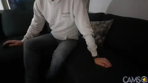 Lancert’s (Cam4) Photo