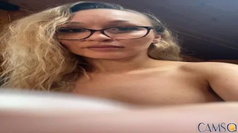 Lylycandy5’s (Cam4) Photo