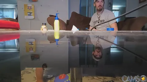 MeffgyverActual’s (Cam4) Photo