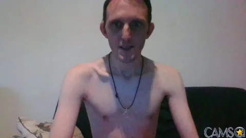 R000000009’s (Cam4) Photo