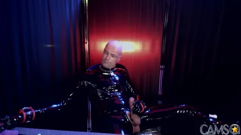 Rubberboy37’s (Cam4) Photo