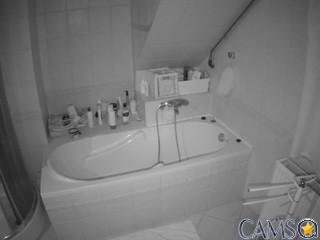 voyeurcam-julmodels-bath-2nd-1’s (Camsoda) Photo