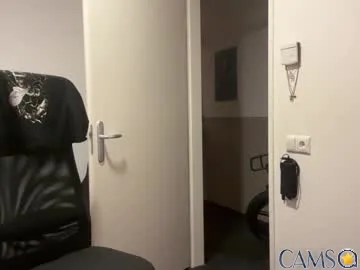 bigsnakeman1995’s Chaturbate Profile Image