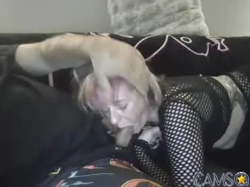 foxyfang’s Chaturbate Profile Image