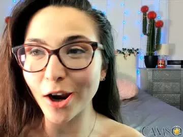 littlee33’s (Chaturbate) Photo