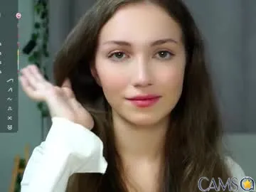 loriamarzinske’s Chaturbate Profile Image