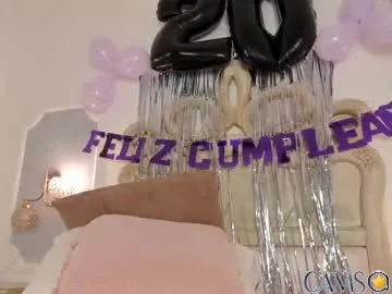 Picture of sara__williams from Chaturbate