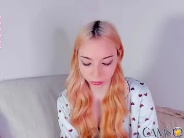 suzannedavise’s (Chaturbate) Photo