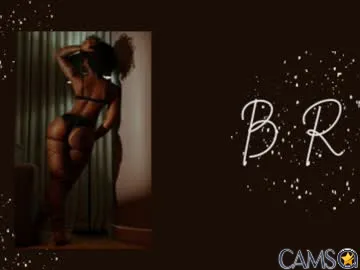 Picture of tylla_ from Chaturbate