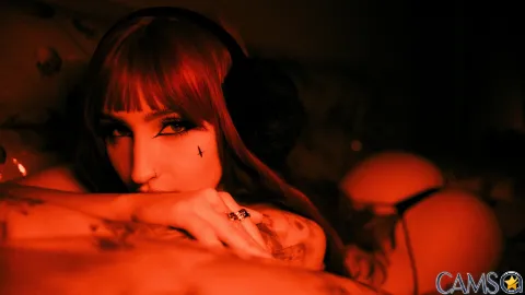 Picture of kittenmeuw from Cherry.tv