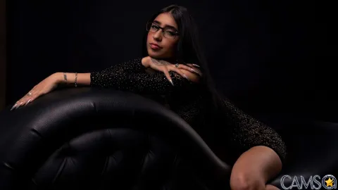 lilicollins’s (Cherry.tv) Photo