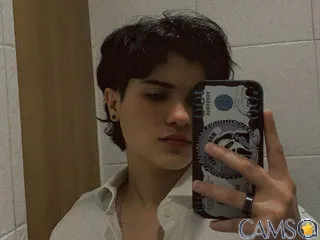 Alex-Tayler’s (Flirt4Free) Photo