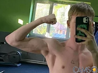 Angus-Brown’s Flirt4Free Profile Image