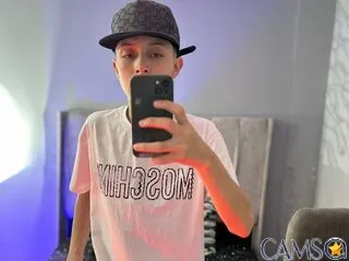 Arthur-Cox’s (Flirt4Free) Photo