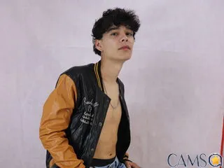 Axel-Wolfe’s Flirt4Free Profile Image