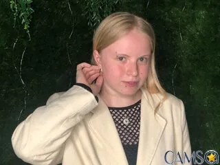 Carmon-Harkema’s Flirt4Free Profile Image