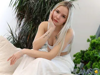 Caroline-Hyland’s (Flirt4Free) Photo