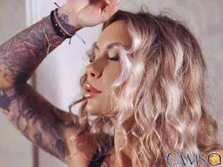 Christine-Foxie’s (Flirt4Free) Photo