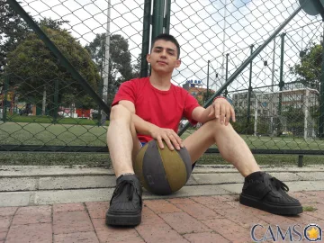 Dereck-West’s Flirt4Free Profile Image