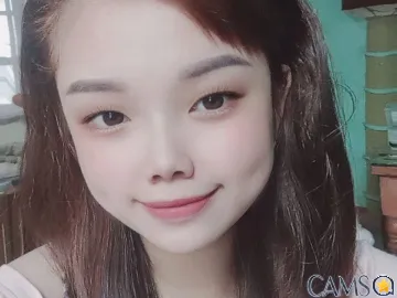 Elizabeth-Olsen’s Flirt4Free Profile Image