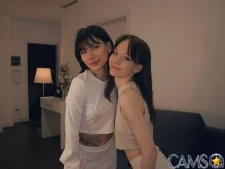 Guinevere-Gunton-and-Frederica-Gundryv’s (Flirt4Free) Photo