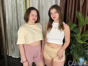 Hild-Game-and-Alodie-Fauxf’s (Flirt4Free) Photo