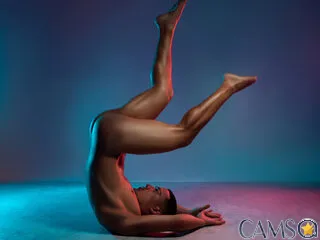 Izan-Saenz’s Flirt4Free Profile Image