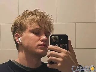 James-Skcott’s (Flirt4Free) Photo