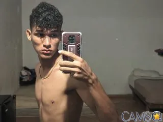 Leonardo-Wylde’s (Flirt4Free) Photo