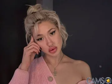 Lera-Goolden’s (Flirt4Free) Photo