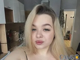 Lill-Bubbles’s (Flirt4Free) Photo
