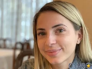 Lora-Clare’s (Flirt4Free) Photo