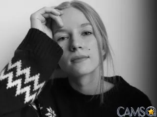 Maud-Hessey’s (Flirt4Free) Photo