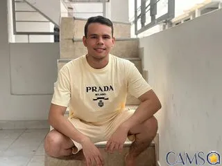 Max-Mara’s (Flirt4Free) Photo