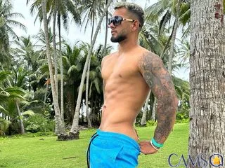 Miike-Thomson’s (Flirt4Free) Photo