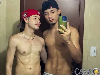 Oliver-and-Bernie&rsquo;s (Flirt4Free) Photo