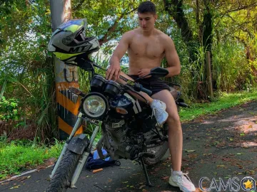 Oliver-Atom’s (Flirt4Free) Photo
