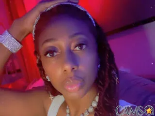 Queen-Glam’s (Flirt4Free) Photo