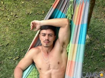 Roberto-Alcantara’s (Flirt4Free) Photo