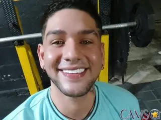 Roberto-Joness’s Flirt4Free Profile Image