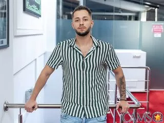 Theo-Hunnter’s (Flirt4Free) Photo